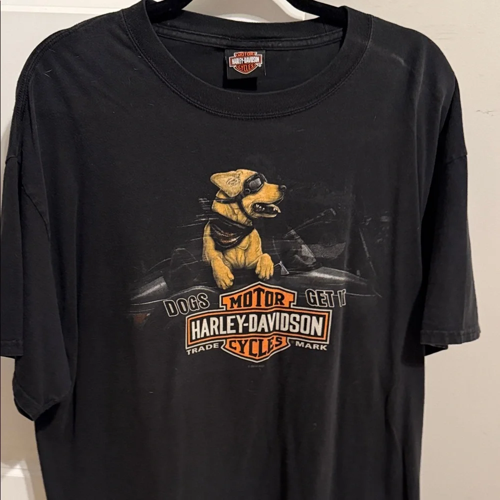 Harley-Davidson Black Tee with Dog Graphic - Picture 1 of 3